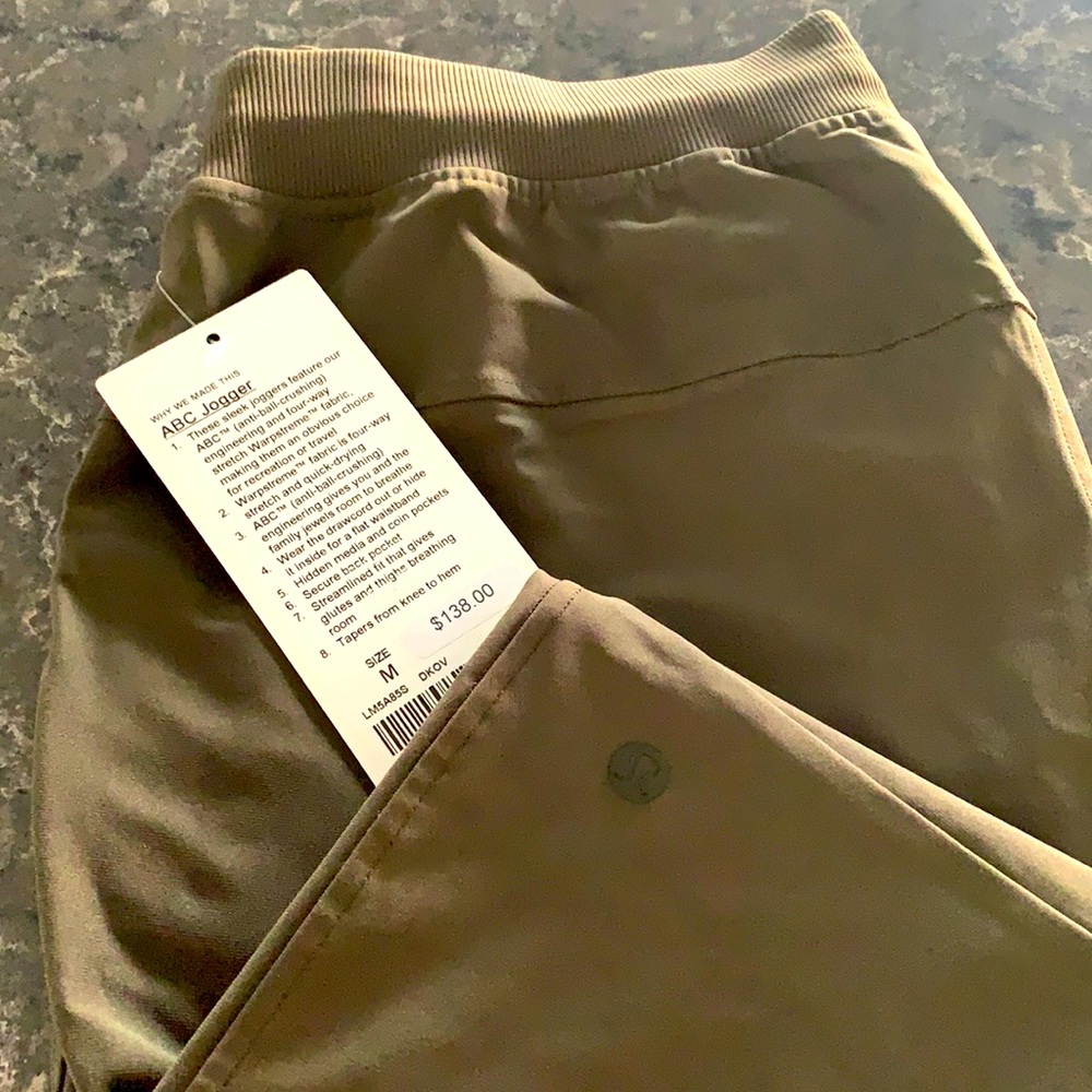 Bnwt lululemon pants